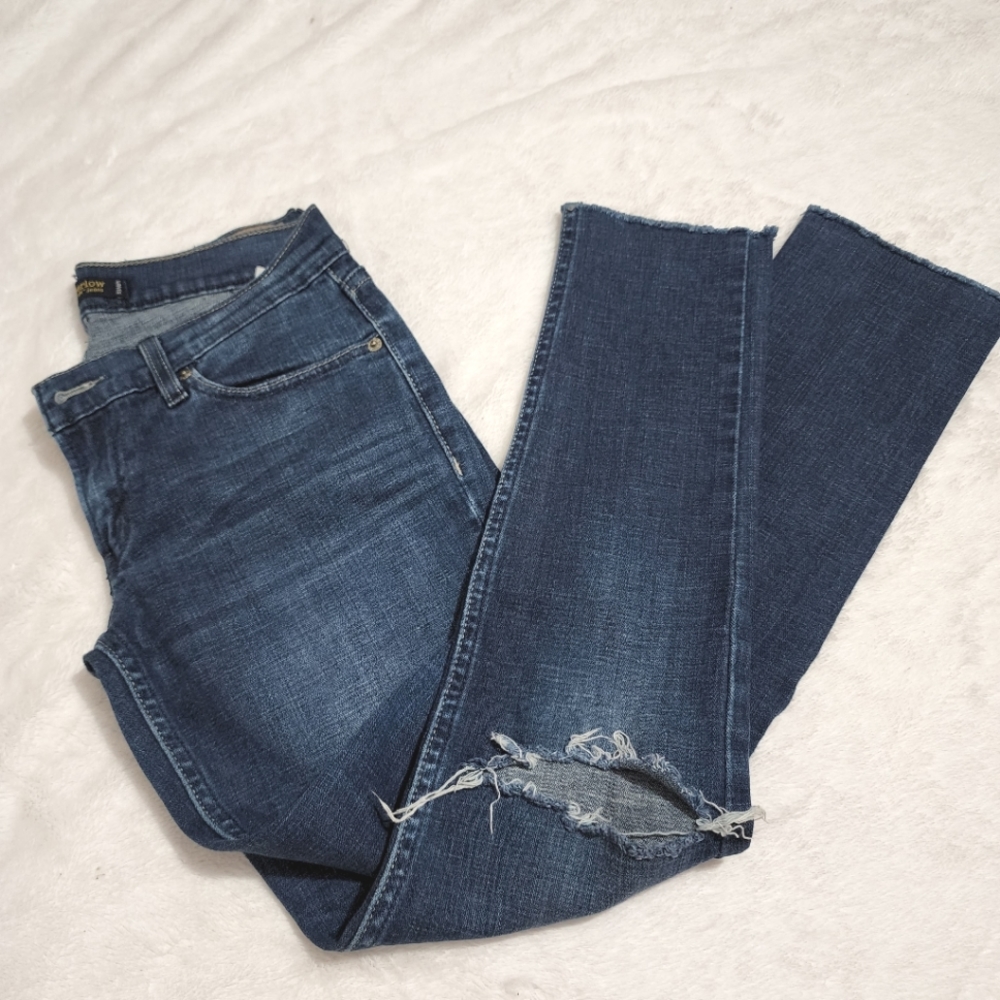 Levi's ripped low rise skinny jean Size 3M